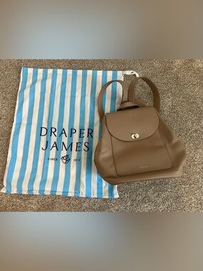 lululemon belt bag color options Everywhere Crossbody 1L This item has a Chloe Quilted Leather Faye Color:Citrus Shad Fall Accessories 25